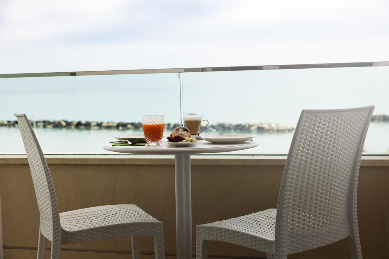 Baldinini Hotel Rimini Ngoại thất bức ảnh