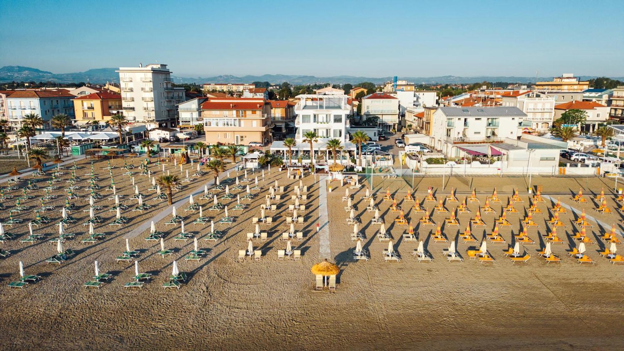 Baldinini Hotel Rimini Ngoại thất bức ảnh