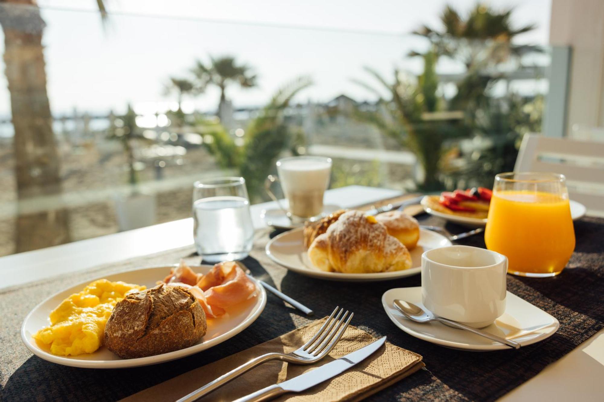 Baldinini Hotel Rimini Ngoại thất bức ảnh